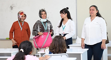 Çocuklara Hem Tarama Hem Eğitim