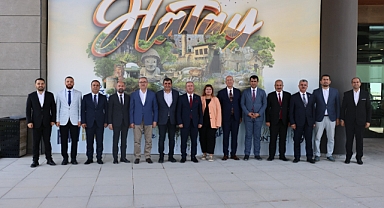 Hakkâri AK Parti Heyetinden HBB’ye Ziyaret