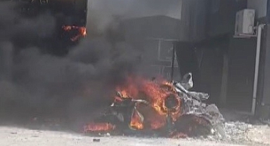 Hurda Araçlar Alevlere Teslim Oldu