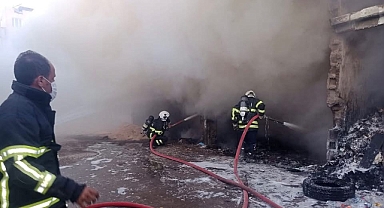 Kırıkhan’da İş Yeri Yangını Kısa Sürede Söndürüldü