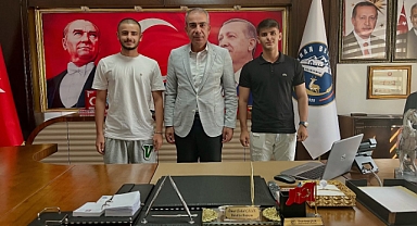 Kırıkhanlı Gençler Profesyonel Futbola Adım Attı