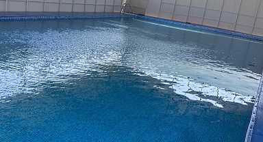 Kumlu'da Kadınlara Özel Yüzme Havuzu Hizmete Açıldı