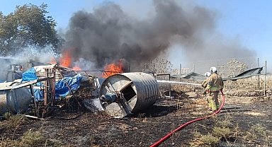 Malzeme Sahasında Çıkan Yangın Kısa Sürede Söndürüldü