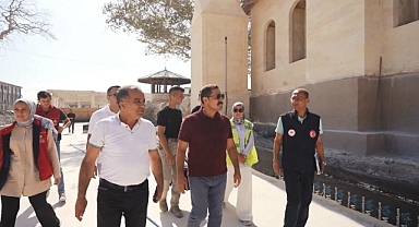 Tarihi Camilerde Restorasyon Çalışmaları Sürüyor