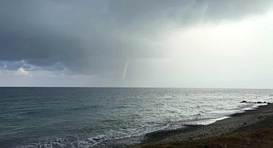 Akdeniz'de Oluşan Hortum Görüntülendi