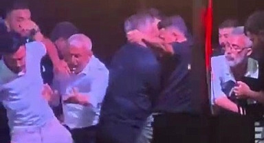 Alkollü Şahıs, Kadın Soliste Saldırdı