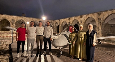 Aslan’dan Bayraktar TB2 Maketine Övgü