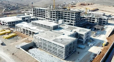 DEPREMDE SAĞLIKTA KESİNTİ OLMAYACAK