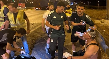 Futbolcular Yaralılara Müdahale Etti