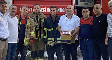 İtfaiye Ekiplerine Sürpriz Kutlama