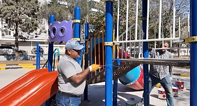 Kırıkhan’da Parklar Yenileniyor