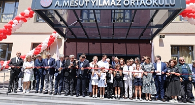 Mesut Yılmaz Ortaokulu Törenle Açıldı