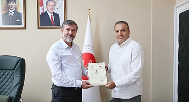 Personele Üstün Başarı Belgesi Takdimi