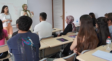 Stresle Baş Etme Konferansına Yoğun İlgi