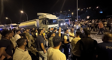 Tırın çarptığı genç hayatını kaybetti