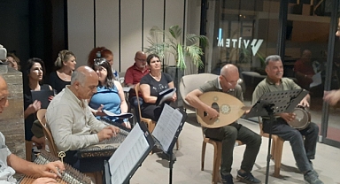 Vitem Türk Müziği Topluluğu’ndan Moral Konseri