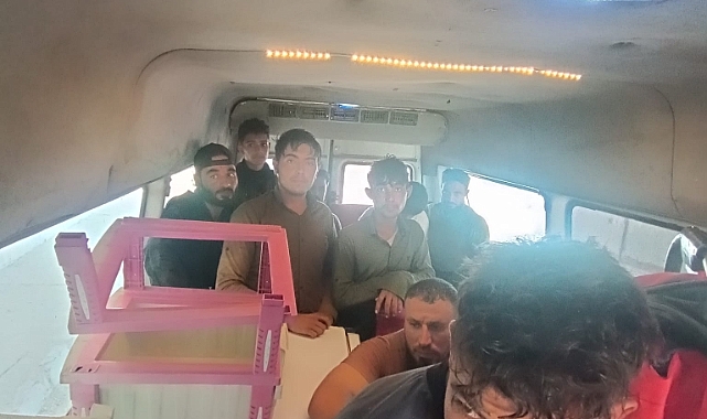 12 Düzensiz Göçmen Yakalandı