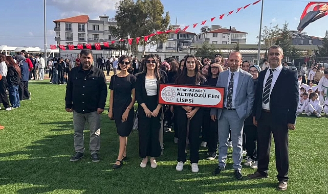 Altınözü Fen Lisesi, 29 Ekim Törenlerinde İlk Defa Sahnedeydi