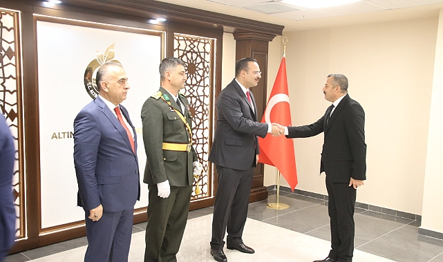 Altınözü’nde 29 Ekim Cumhuriyet Bayramı Tebrikleri Kabul Edildi