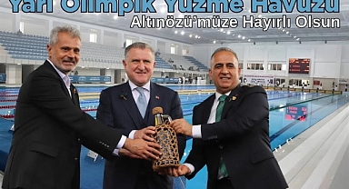 Altınözü’ne Yarı Olimpik Yüzme Havuzu Müjdesi
