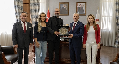 arsaVev, Hatay Voleybol Spor Kulübü Sporcularıyla Bir Araya Geldi