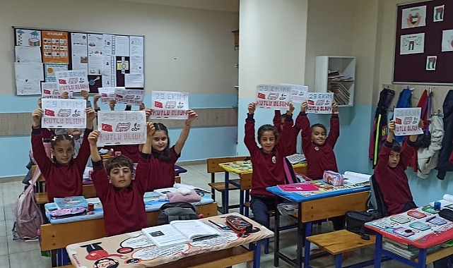 Çınarlı İlkokulu Öğrencileri Cumhuriyet Bayramı’nı Kodlarla Kutladı