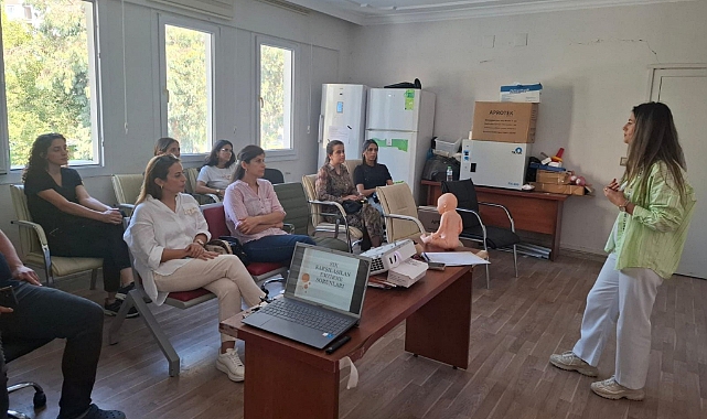 Defne’de “Anne Sütü ve Önemi” Eğitimi Düzenlendi