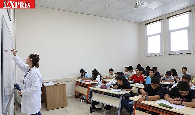 Hatay'da Binlerce Öğrenciye Ücretsiz Kurs Desteği!