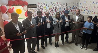 Hatay'da hayırseverlerin desteğiyle yaptırılan kütüphane açıldı