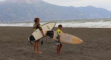Hatay Sörf Merkezi, Yeni Sporcular Yetiştiriyor