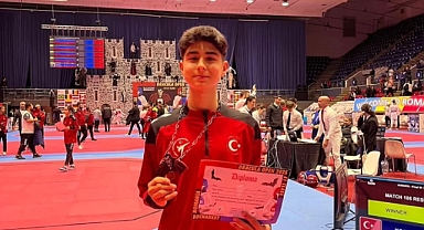 Hataylı Öğrenci Ahmet Doğru’dan Uluslararası Başarı