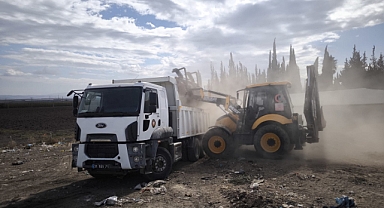 Kumlu’da Çevre Temizliği Mahalle Mahalle Devam Ediyor