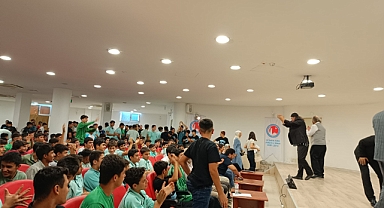 Malcolm X Tiyatro Gösterisi Tam Not Aldı