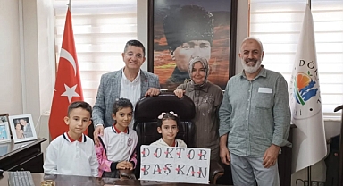 Mehmet Akif İlkokulu Öğrencilerinden Yürek Isıtan Hareket