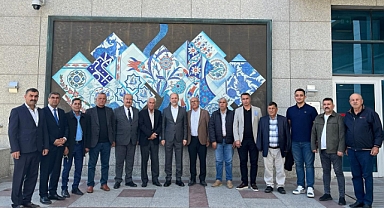 Milletvekili Özel, Muhtarları TBMM’de Ağırladı