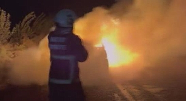 Otomobil Alev Topuna Döndü