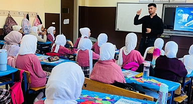 Reyhanlı’da Öğrencilere Ağız ve Diş Sağlığı Eğitimi