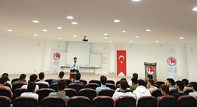 Tüfekçioğlu’ndan Öğrencilere Kariyer Tavsiyeleri