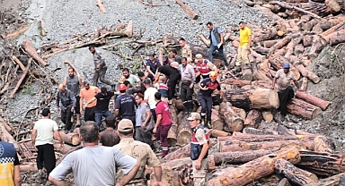 Uçuruma Yuvarlanan Kepçe Operatörü Hayatını Kaybetti