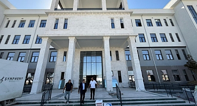 VALİLİK BİNASI GÜN SAYIYOR