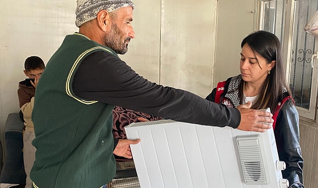 Antakya’da İyilik Kapı Kapı Geziyor