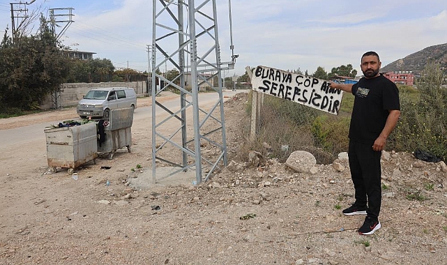 Buraya Çöp Atan Şerefsizdir