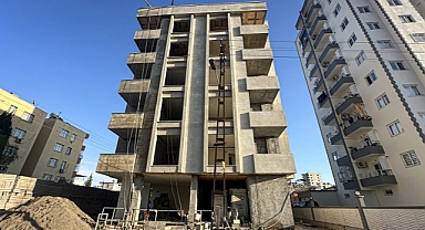 Çalıştığı inşaattan düşen işçi yaşamını yitirdi