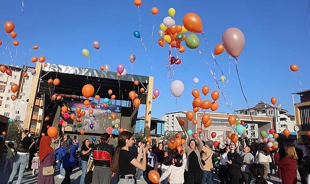 Ceylin'in Zaferi Gökyüzüne Bırakılan Balonlarla Kutlandı