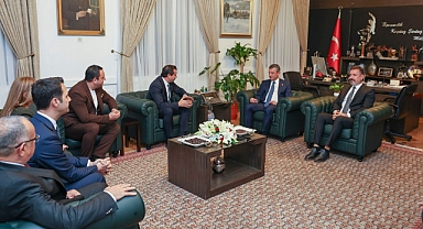 CHP HATAY İL ÖRGÜTÜ ÖZEL’İ ZİYARET ETTİ