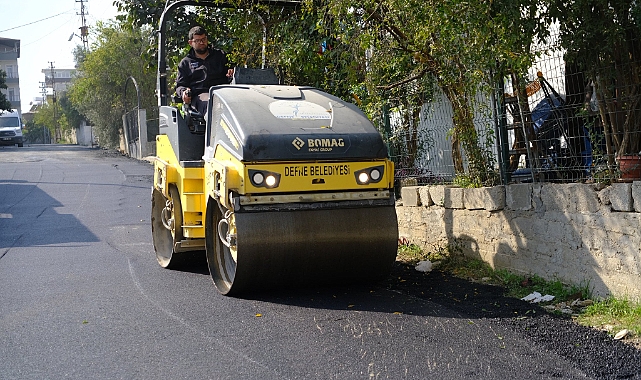 Defne’de Yol Çalışmaları Hız Kesmeden Sürüyor