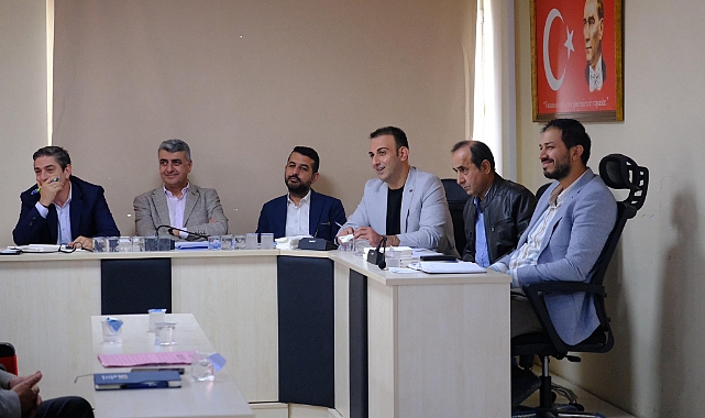 Defne'yi Birlikte Yönetiyor, Birlikte Üretiyoruz