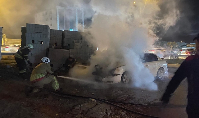 Ekinci’de Araç Alev Aldı