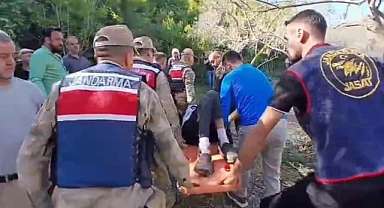 Engelli Yaşlı Adamı Jandarma Zeytinlikte Buldu