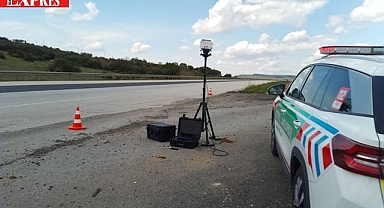 HIZ LİMİTİ RESMEN DÜŞTÜ! OTOYOLLARDA 130 KM/S SINIRI BAŞLADI...